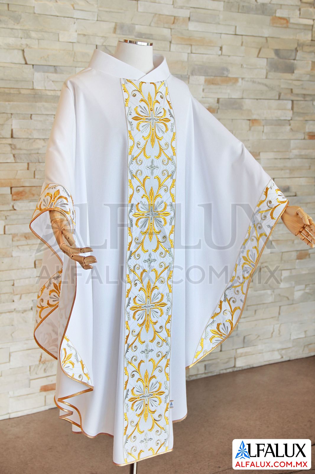 30 SAN MIGUEL Alfalux Casulla Blanco Laterales 25  (4)